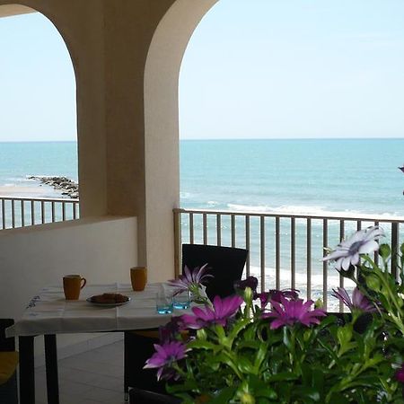 Casa Sul Mare Con Vista Mozzafiato Apartment Доналуката Екстериор снимка