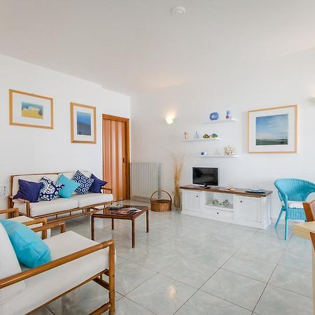 Casa Sul Mare Con Vista Mozzafiato Apartment Доналуката Екстериор снимка